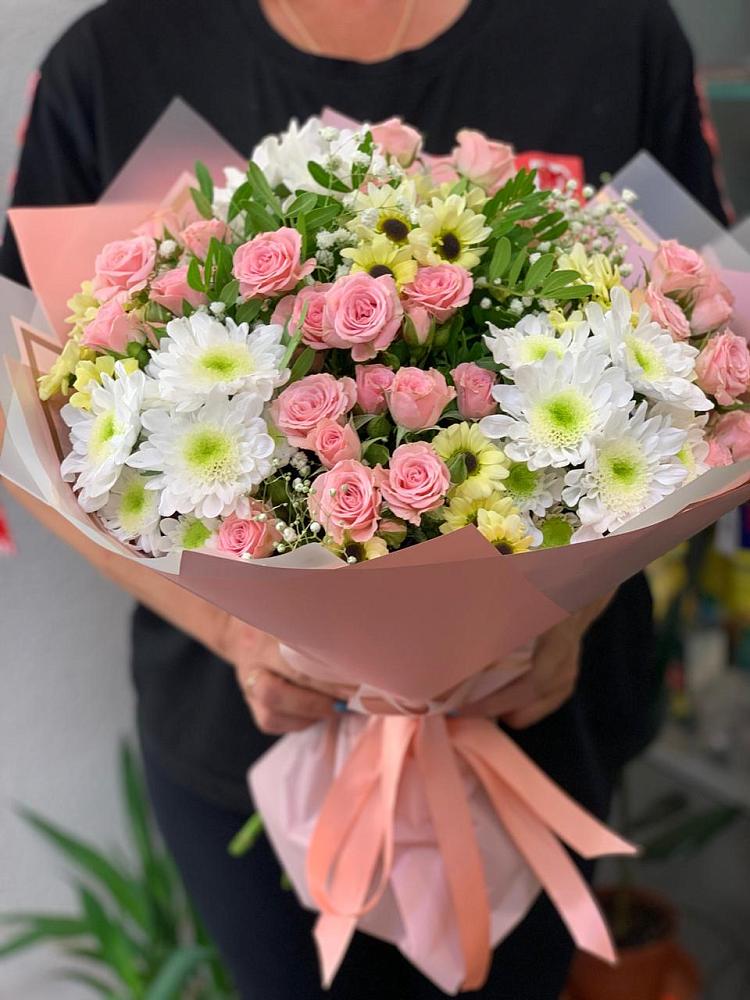 Букет цветов из: Розы и Хризантемы в Плотниково