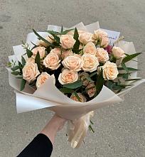 Букет Кремовые розы Латте в Плотниково