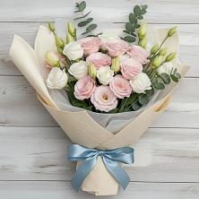 Букет цветов из:  Лизиантусы в Плотниково