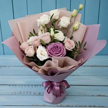 Букет цветов из:  Розы и Лизиантусы в Плотниково