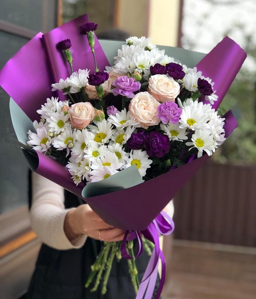 Букет цветов из: Хризантемы, Гвоздики и Розы в Плотниково