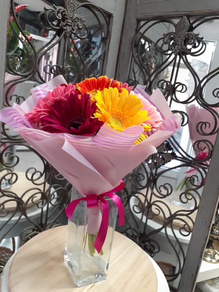 Букет цветов из: Герберы в Плотниково