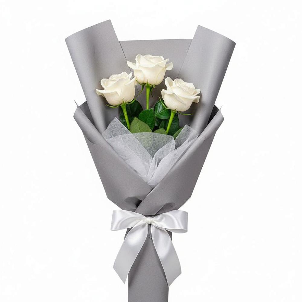 Букет 3 белые розы в Плотниково