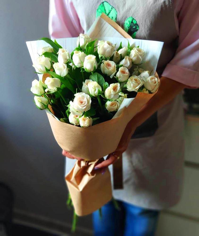 Букет цветов из: Розы в Плотниково