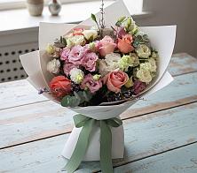 Букет цветов из:  Розы, Лизиантусы и Гвоздики в Плотниково